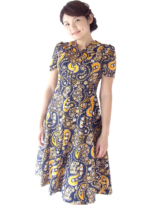 ヨーロッパ古着 フランス買い付け 60年代製 ネイビー X イエロー・ホワイト レトロ花柄 ワンピース 16FC424