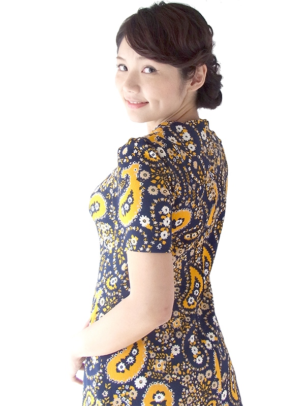 ヨーロッパ古着 フランス買い付け 60年代製 ネイビー X イエロー・ホワイト レトロ花柄 ワンピース 16FC424