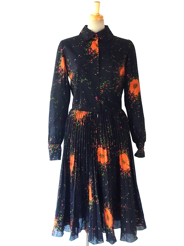 ヨーロッパ古着 ロンドン買い付け 60年代製 ブラック X レトロ花柄 共布ベルト付き ヴィンテージ プリーツ ワンピース 16OM010