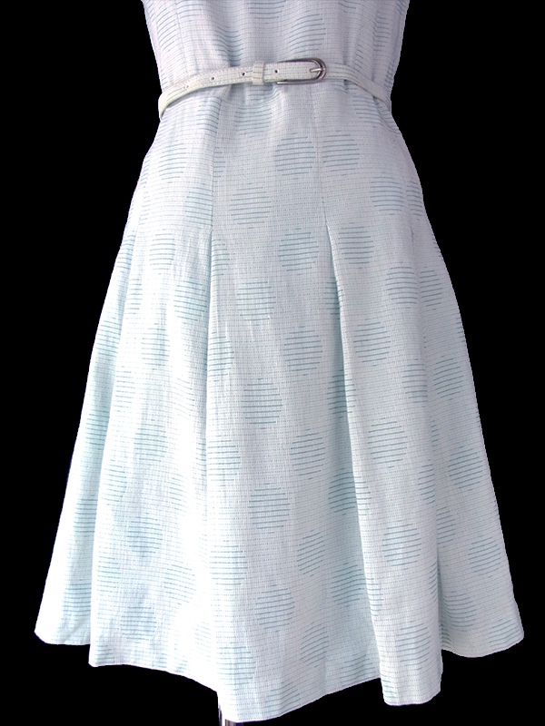 ヨーロッパ古着 ロンドン買い付け 60年代製 ホワイト X グリーン 水玉が浮かぶ生地 ベルト付き ヴィンテージ ワンピース 16OM013