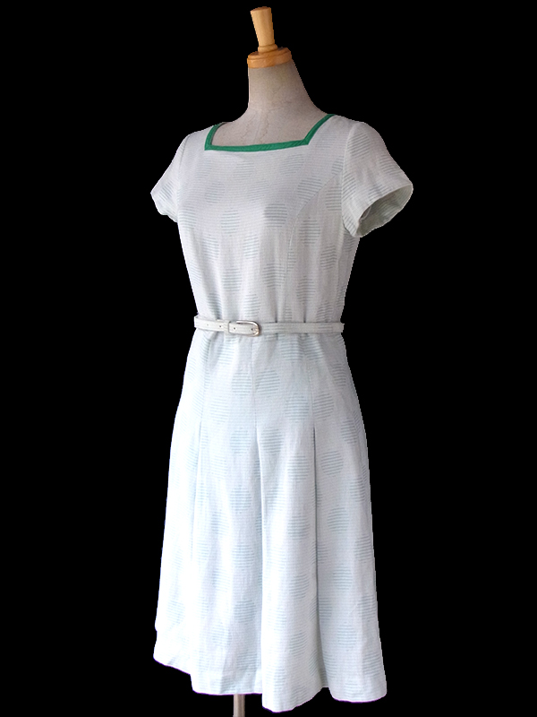 ヨーロッパ古着 ロンドン買い付け 60年代製 ホワイト X グリーン 水玉が浮かぶ生地 ベルト付き ヴィンテージ ワンピース 16OM013