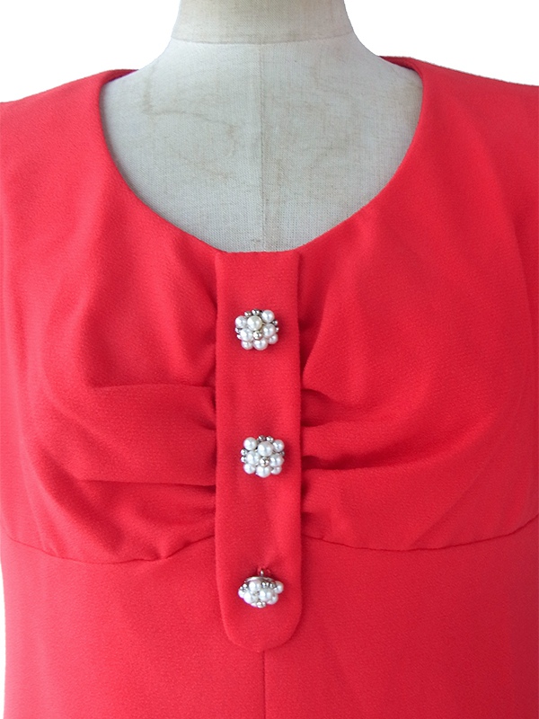 ヨーロッパ古着 ロンドン買い付け 60年代製 真紅 X フェイクパール飾りボタン 胸元ドレープ Aライン ワンピース 16OM1001