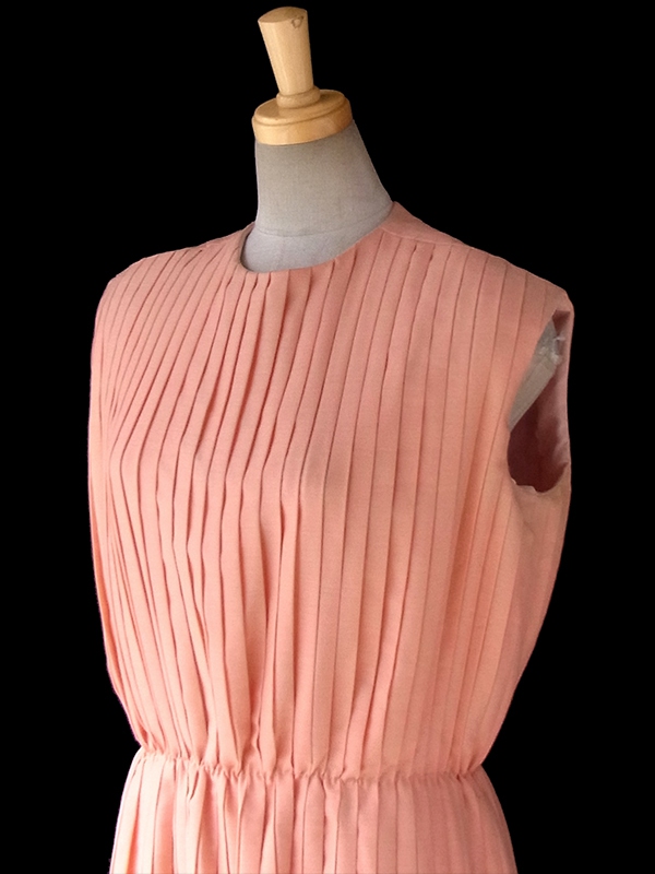 ヨーロッパ古着 ロンドン買い付け 60年代製 アプリコット 総プリーツ ヴィンテージ パーティードレス 16OM114