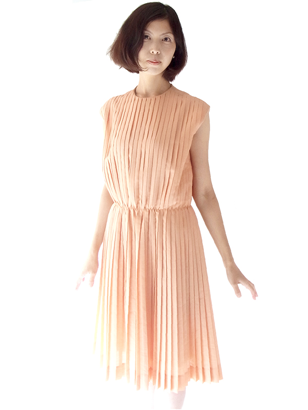 ヨーロッパ古着 ロンドン買い付け 60年代製 アプリコット 総プリーツ ヴィンテージ パーティードレス 16OM114