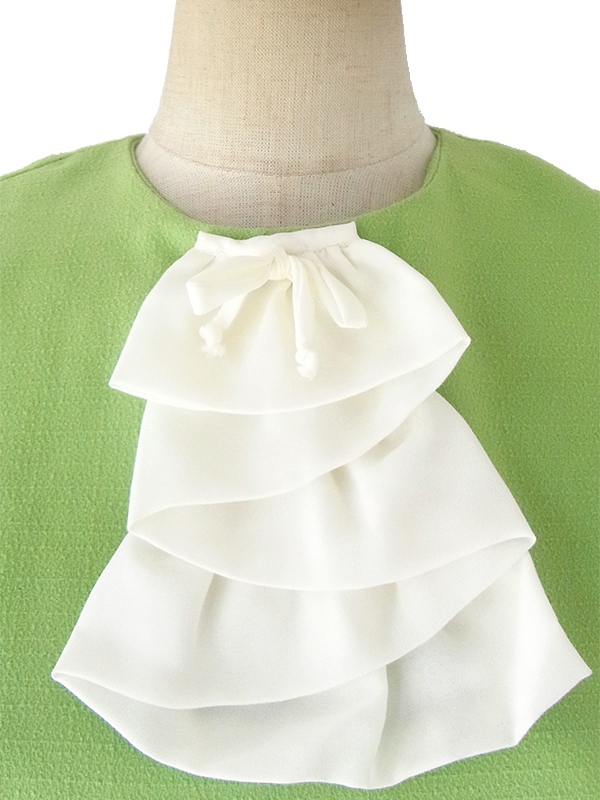 ヨーロッパ古着 ロンドン買い付け 60年代製 ウグイス色 X ホワイト フリルリボン ヴィンテージ ワンピース 16OM319