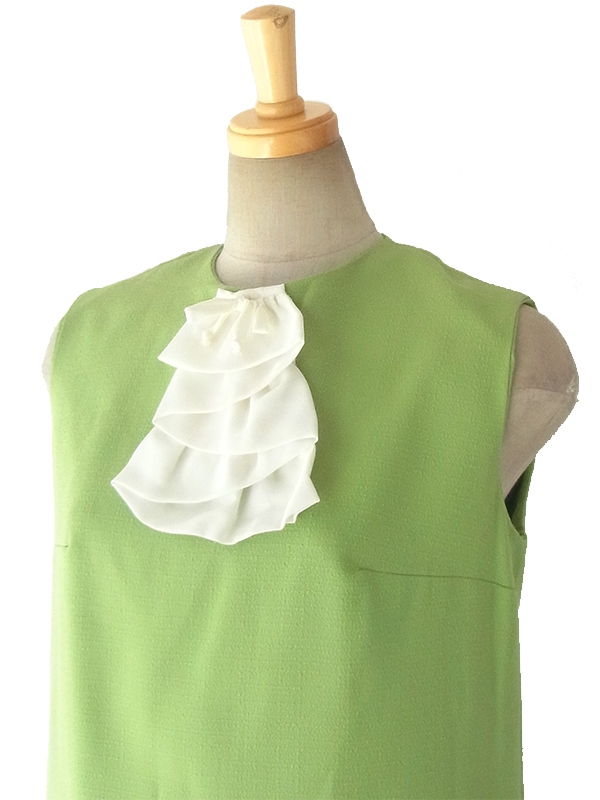 ヨーロッパ古着 ロンドン買い付け 60年代製 ウグイス色 X ホワイト フリルリボン ヴィンテージ ワンピース 16OM319