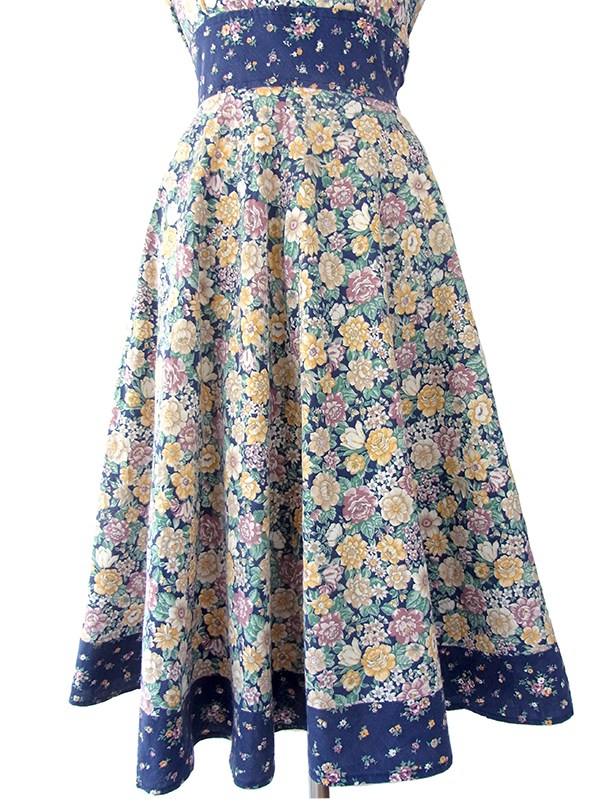 送料無料】ロンドン買い付け 60年代製 カラフル花柄 X クラシカルな