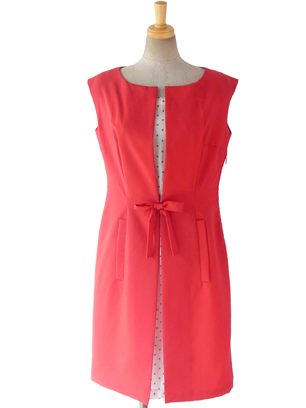 ヨーロッパ古着 ロンドン買い付け 60年代製 レッド X 生地の下に水玉プリントの生地 リボン付き ヴィンテージ ワンピース 16OM400