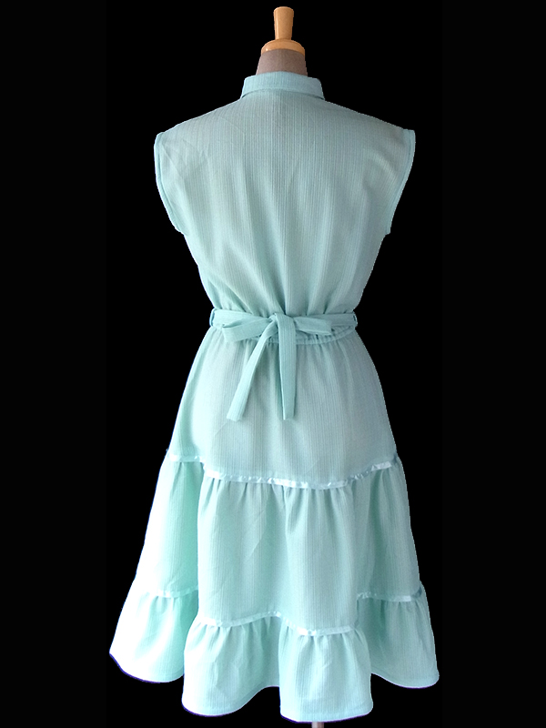 ヨーロッパ古着 ロンドン買い付け 60年代製 ミントブルー X カットレース・テープ装飾 共布ベルト付き ワンピース 16OM403
