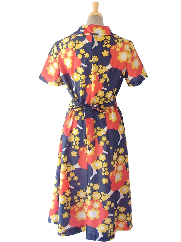 ヨーロッパ古着 ロンドン買い付け 60年代製 ネイビー X カラフルなレトロ花柄 共布ベルト付き ワンピース 16OM405
