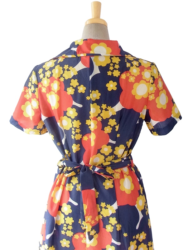 ヨーロッパ古着 ロンドン買い付け 60年代製 ネイビー X カラフルなレトロ花柄 共布ベルト付き ワンピース 16OM405