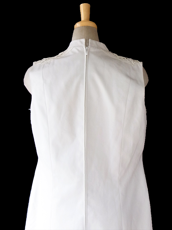 ヨーロッパ古着 ロンドン買い付け アイボリー X レース装飾 ボックスプリーツ ヴィンテージ ワンピース 16OM618