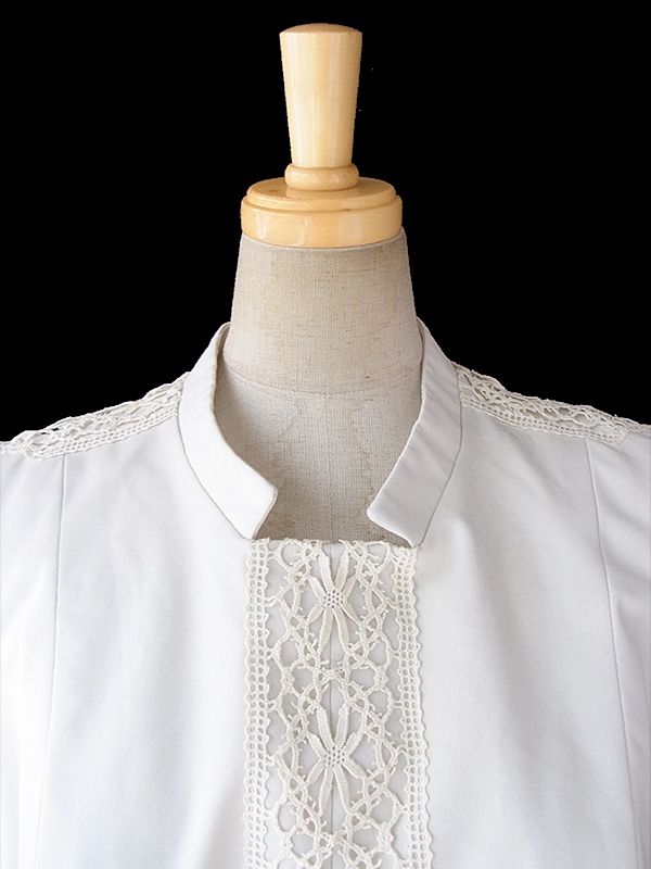 ヨーロッパ古着 ロンドン買い付け アイボリー X レース装飾 ボックスプリーツ ヴィンテージ ワンピース 16OM618