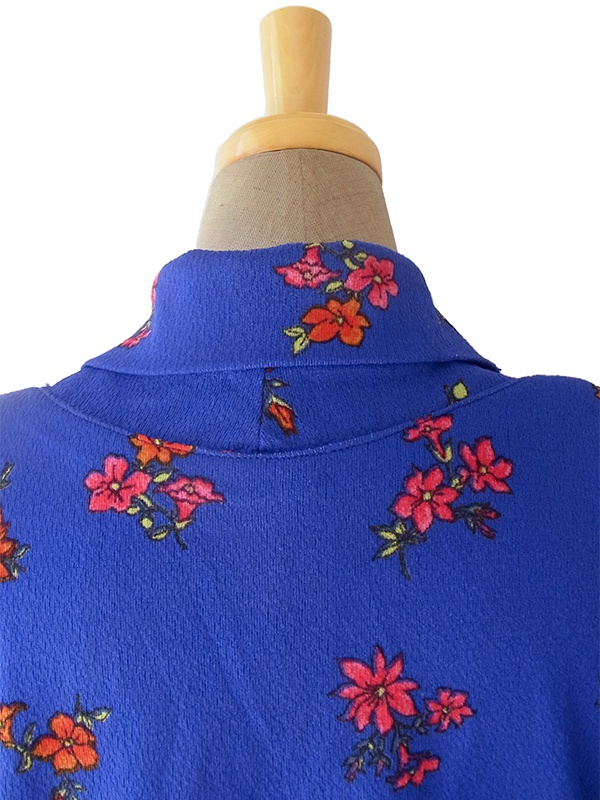 ヨーロッパ古着 ロンドン買い付け 70年代製 ブルー X 花柄 リボン紐 レトロワンピース 16OM722