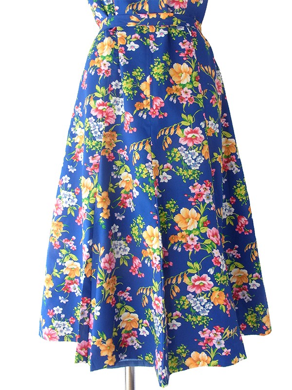 ヨーロッパ古着 ロンドン買い付け  目が醒めるようなブルー X カラフルな花柄 共布ベルト付き レトロワンピース 16OM737