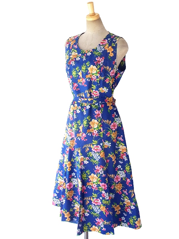 ヨーロッパ古着 ロンドン買い付け  目が醒めるようなブルー X カラフルな花柄 共布ベルト付き レトロワンピース 16OM737