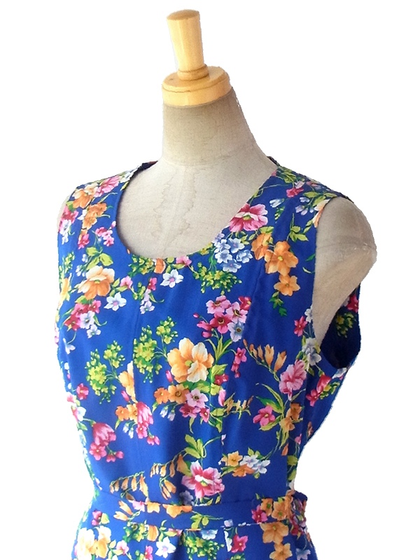 ヨーロッパ古着 ロンドン買い付け  目が醒めるようなブルー X カラフルな花柄 共布ベルト付き レトロワンピース 16OM737