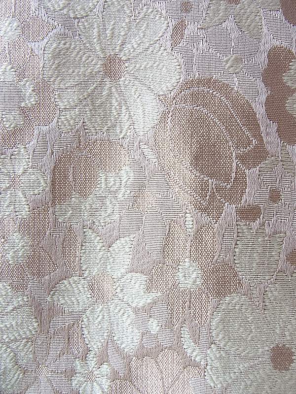 ヨーロッパ古着 ロンドン買い付け 60年代製 ベージュ X ゴールド 花柄が浮かぶダマスク織りの生地 ヴィンテージ ドレス 17BS201