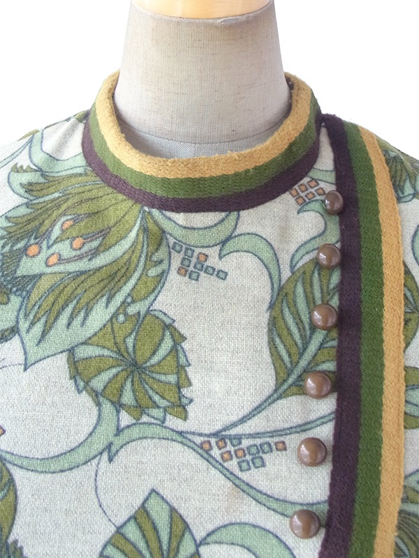 ヨーロッパ古着 ロンドン買い付け 60年代製 若草色 X ポタニカル柄 茶・緑・黄ライン ウール ワンピース 17BS202