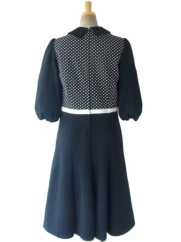 ヨーロッパ古着 ロンドン買い付け 70年代製 モノトーン X 水玉 パフスリーブ レトロ ワンピース 17BS210