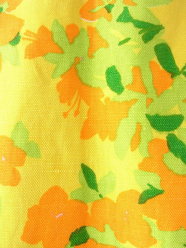 ヨーロッパ古着 フランス買い付け 60年代製 イエロ X オレンジ・グリーン 花柄 パイピング ヴィンテージ プリーツ ワンピース 17CC001
