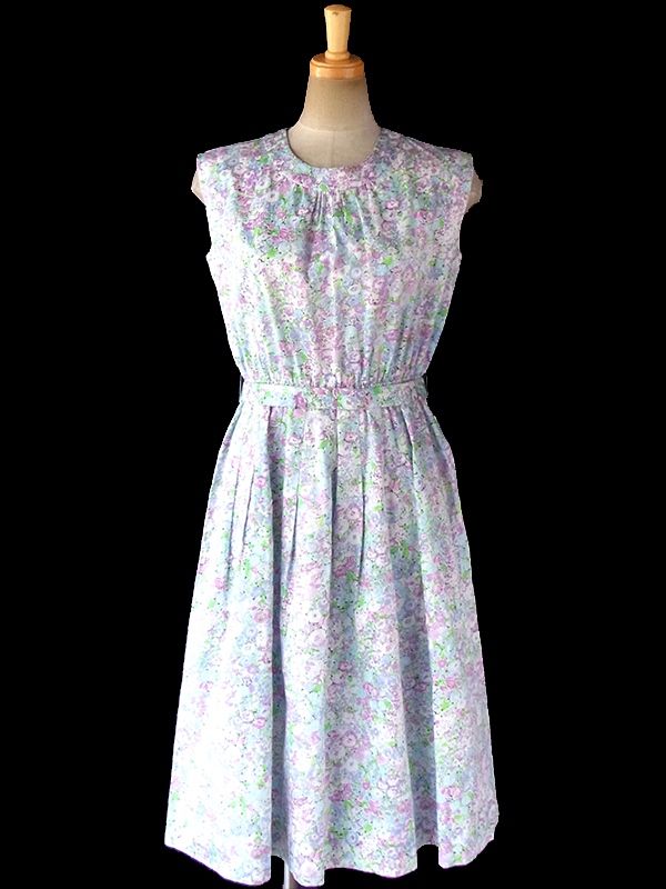ヨーロッパ古着 60年代製 淡いブルー・パープル・グリーン 小花柄 共布ベルト付き ヴィンテージ ワンピース 17CC005
