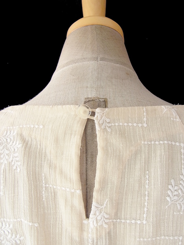 ヨーロッパ古着 フランス買い付け 60年代製 アイボリー X リーフ柄織り ガーゼ生地 共布ベルト付き ワンピース 17CC006