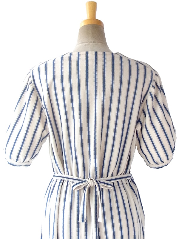 ヨーロッパ古着 フランス買い付け 70年代製 オフホワイト X ブルー ストライプ 共布ベルト付き ヴィンテージ ワンピース 17FC013