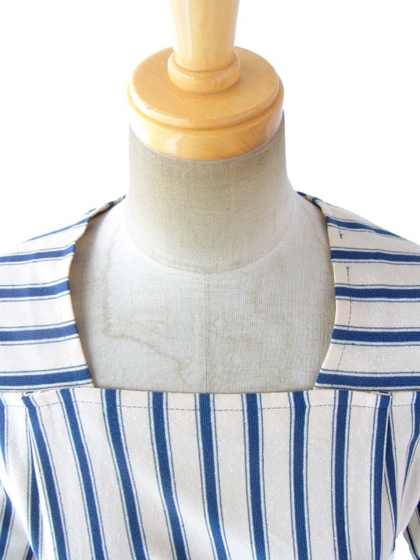 ヨーロッパ古着 フランス買い付け 70年代製 オフホワイト X ブルー ストライプ 共布ベルト付き ヴィンテージ ワンピース 17FC013