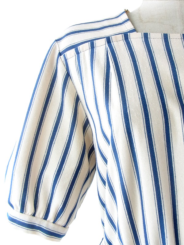 ヨーロッパ古着 フランス買い付け 70年代製 オフホワイト X ブルー ストライプ 共布ベルト付き ヴィンテージ ワンピース 17FC013