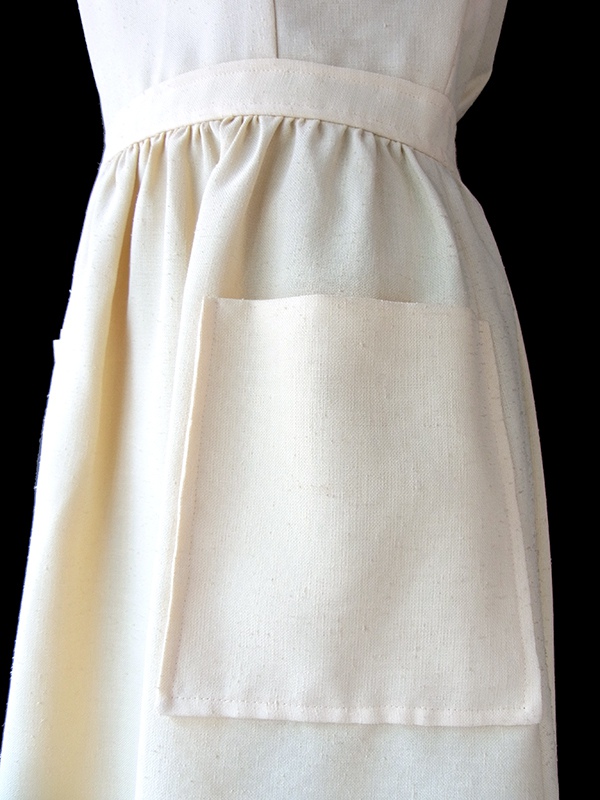 ヨーロッパ古着 フランス買い付け 60年代製 クリーム色 X 背面ボタン ポケット付き ヴィンテージ ワンピース 17FC020