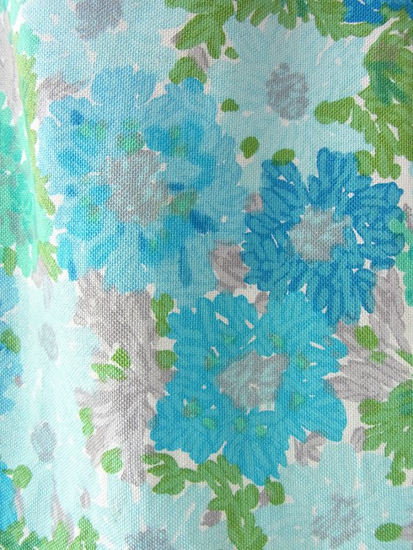 フランス買い付け 60年代製 水色・グレイ・グリーン X 水彩のような花柄 かわいい襟 ヴィンテージ ワンピース 17FC114