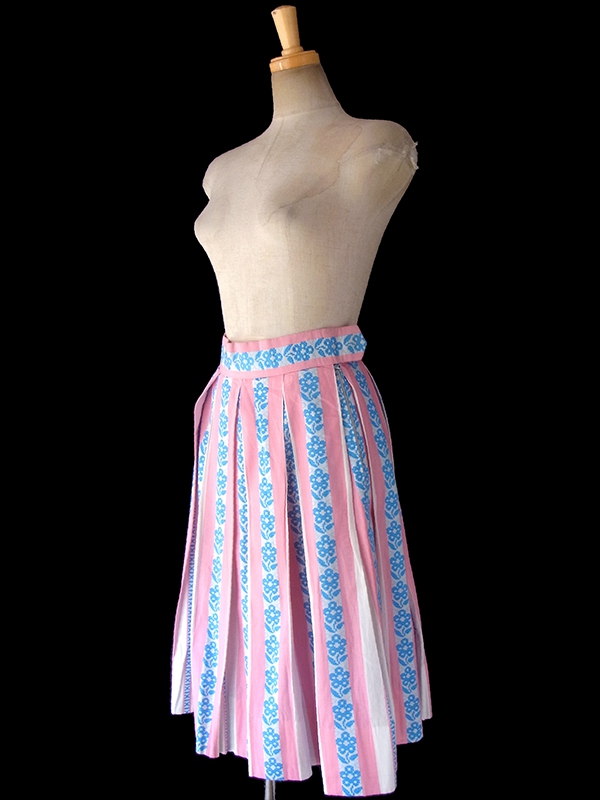 ヨーロッパ古着 フランス買い付け 60年代製 ピンク X 水色・ホワイト 花柄刺繍 インバーテッドプリーツ スカート 17FC229