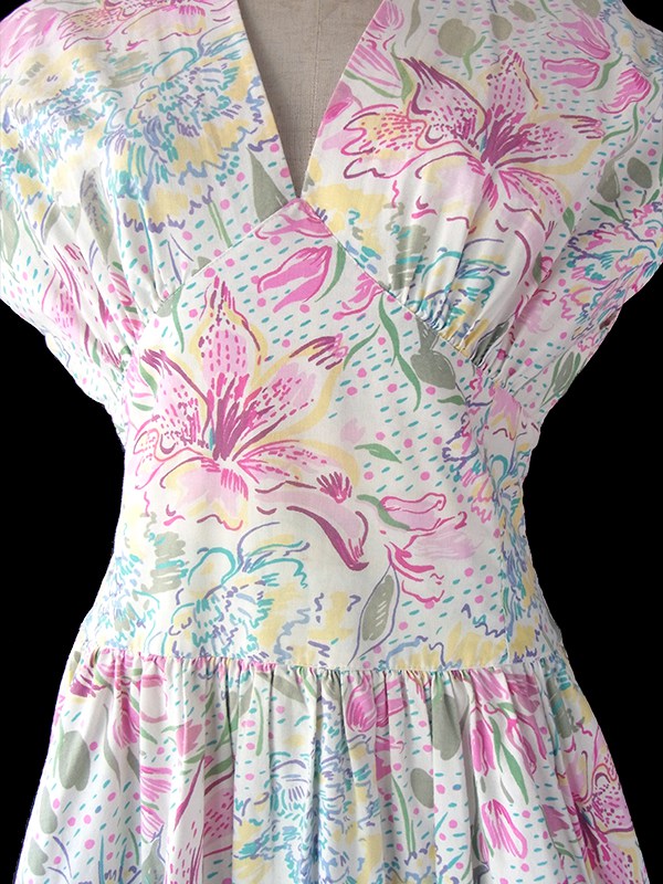 イギリス製 Laura Ashley ホワイト X パステルカラー 花柄プリント ロング ワンピース 17FC305