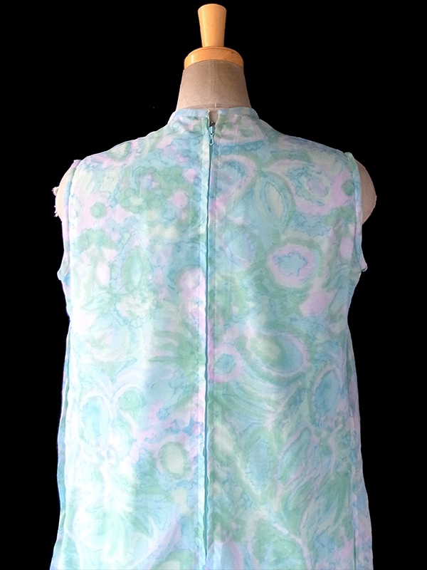 ヨーロッパ古着 フランス買い付け 60年代製 水色 X 水彩のような淡い模様 シフォン地 プリーツ ワンピース 17FC321