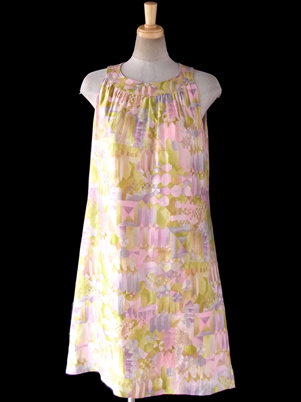 ヨーロッパ古着 フランス買い付け 60年代製 水彩のような色彩のレトロ柄 Aライン ヴィンテージ サテン ワンピース 17FC322