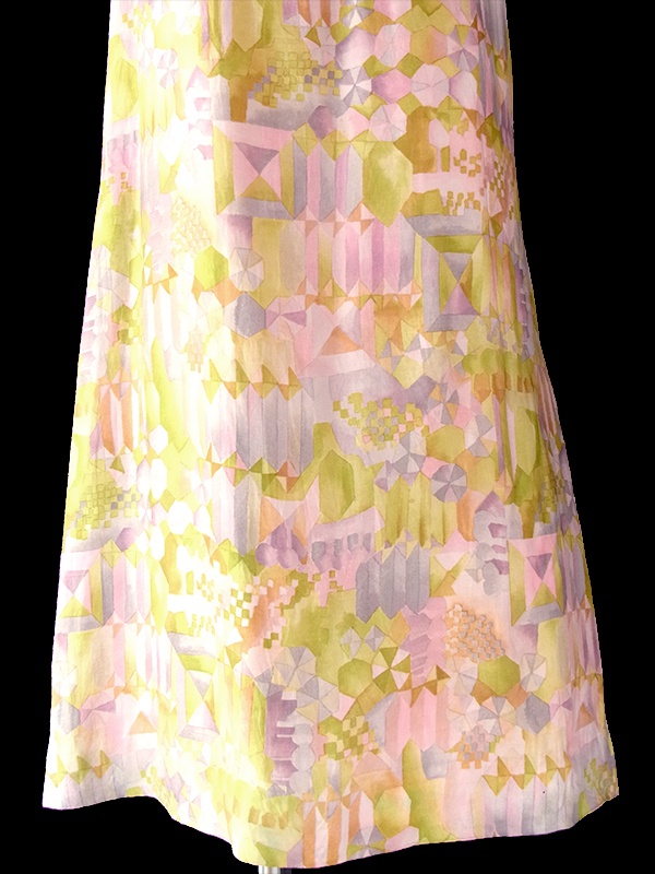 ヨーロッパ古着 フランス買い付け 60年代製 水彩のような色彩のレトロ柄 Aライン ヴィンテージ サテン ワンピース 17FC322