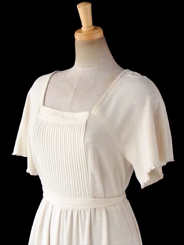 ヨーロッパ古着 フランス買い付け 60年代製 オフホワイト X フレア・ギャザーフリルデザイン  ヴィンテージ ワンピース 17FC323