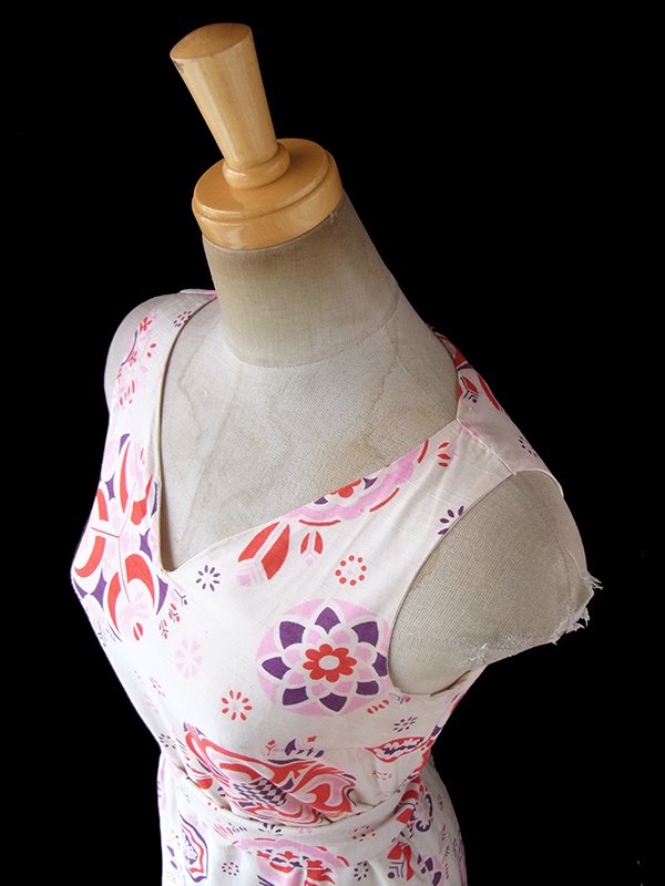 ヨーロッパ古着 60年代フランス製 Anik Robelin Paris 共布ベルト付き シルクワンピース 17FC324