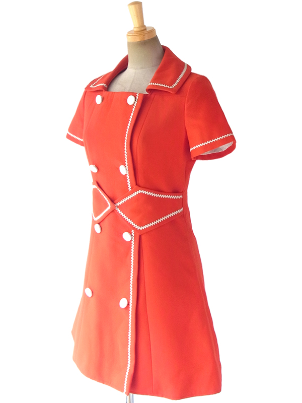 ヨーロッパ古着 フランス買い付け 60年代製 レッド X ホワイト デザインベルト 山道テープ ヴィンテージ ワンピース 17FC402