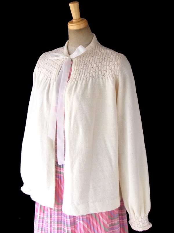 ヨーロッパ古着 フランス買い付け 60年代製 ホワイト X ピンク シャーリング リボン付き ウール カーディガン 17FC421