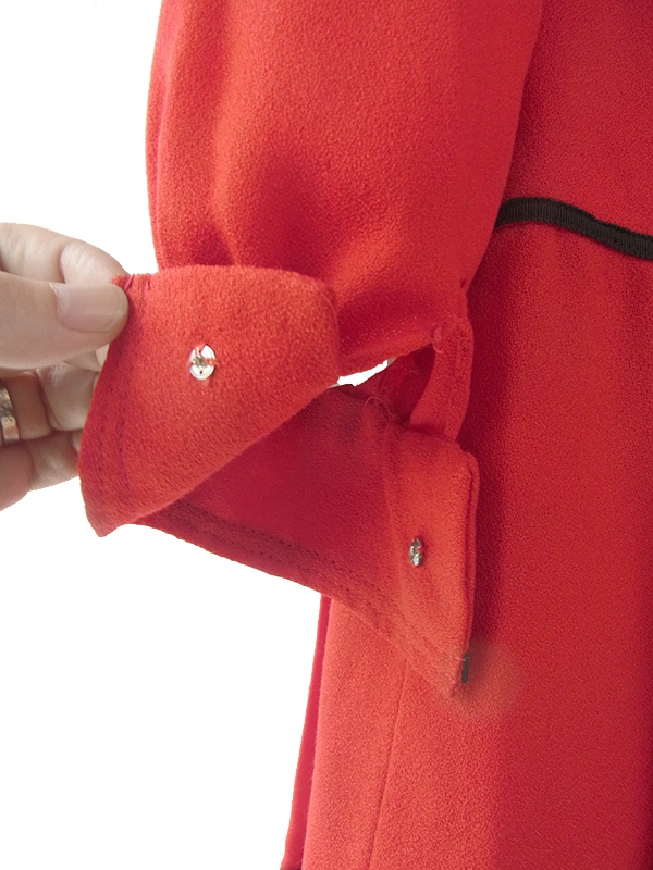 ヨーロッパ古着 60年代フランス製 レッド X ブラック ドロップウェスト 梨地ウールジョーゼット ワンピース 17FC502