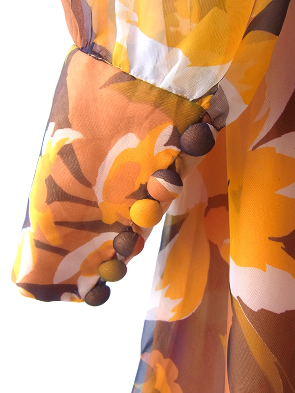 ヨーロッパ古着 フランス買い付け 70年代製 オレンジ X ブラウン 花柄プリント フリル襟 共布ベルト付き ワンピース 17FC506