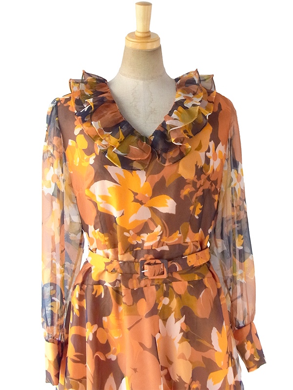 ヨーロッパ古着 フランス買い付け 70年代製 オレンジ X ブラウン 花柄プリント フリル襟 共布ベルト付き ワンピース 17FC506