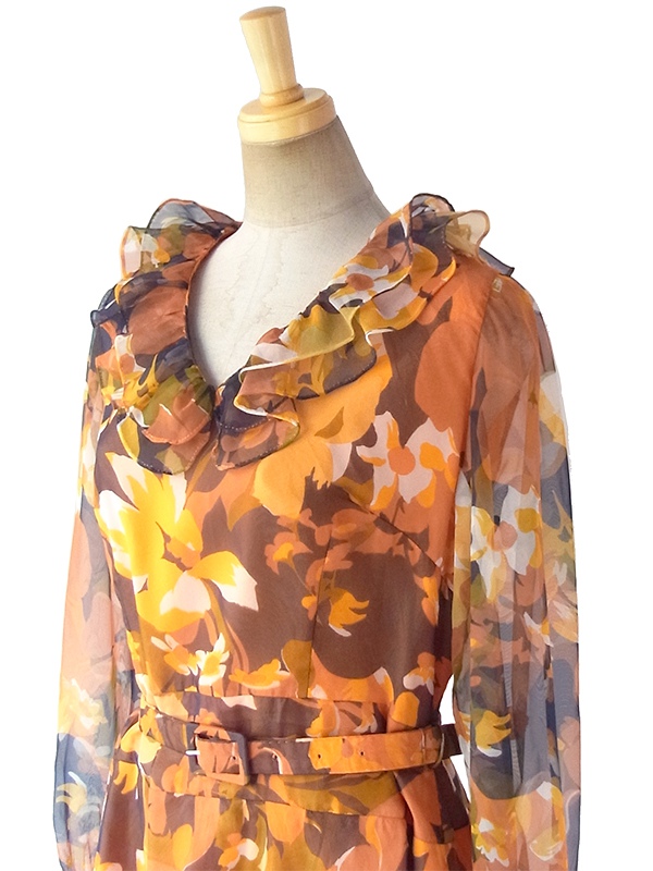 ヨーロッパ古着 フランス買い付け 70年代製 オレンジ X ブラウン 花柄プリント フリル襟 共布ベルト付き ワンピース 17FC506