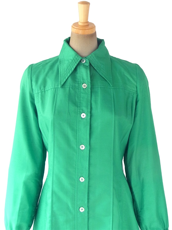 ヨーロッパ古着 60年代フランス製 光沢のあるエメラルドグリーン X ステッチデザイン サテン ワンピース 17FC507