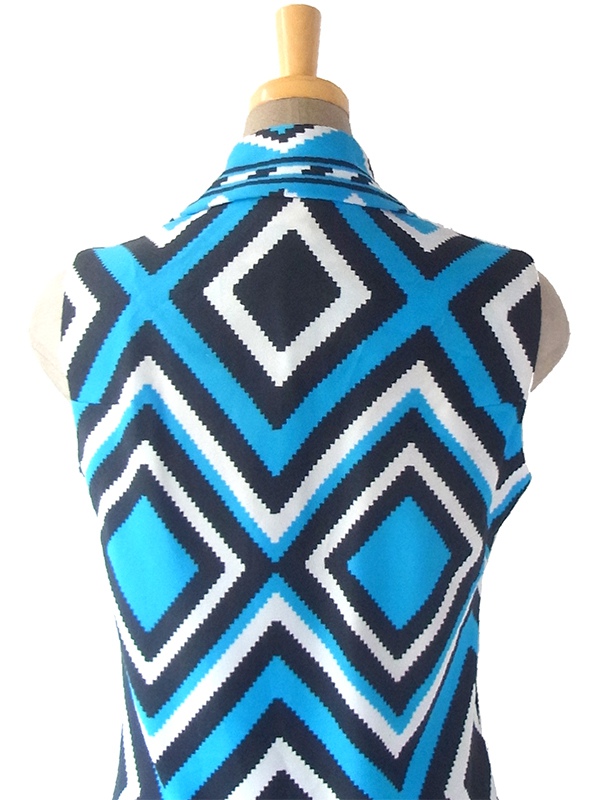 ヨーロッパ古着 ロンドン買い付け 70年代製 ブルー X ブラック・ホワイト 幾何学模様 フロントジップ ワンピース 17OM333