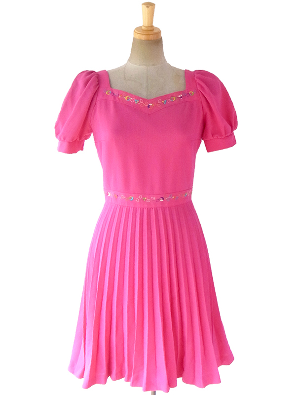 ヨーロッパ古着 ロンドン買い付け 60年代製 マゼンダ X 花柄刺繍 パフスリーブ プリーツ ワンピース 17OM505