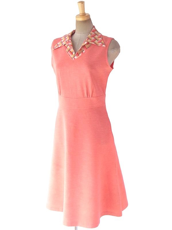 ヨーロッパ古着 ロンドン買い付け 70年代製 アプリコットピンク X レトロ柄襟 切り返し シンチウェスト ワンピース 17OM800