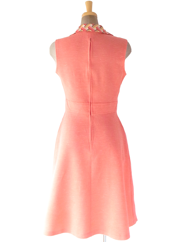 ヨーロッパ古着 ロンドン買い付け 70年代製 アプリコットピンク X レトロ柄襟 切り返し シンチウェスト ワンピース 17OM800